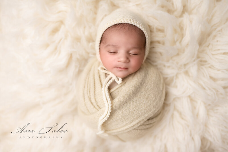 Newborn-Photographer-Edmonton-82