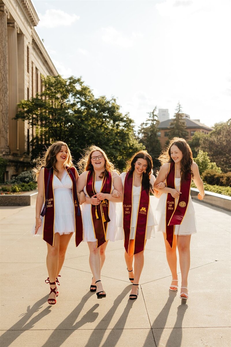 MakenzieHemmer+FriendsGradPhotos_0077_websize