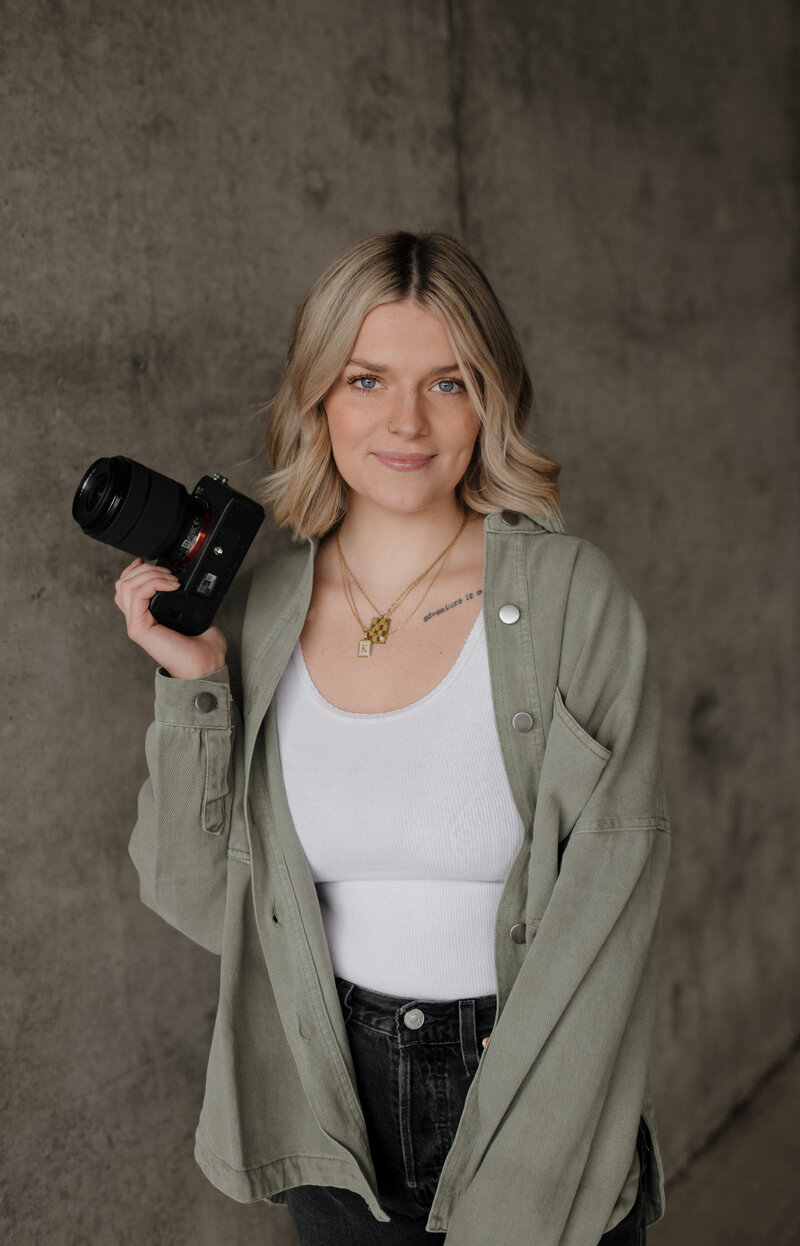 Kamryn J Photography is a documentary photographer based in the pacific northwest.