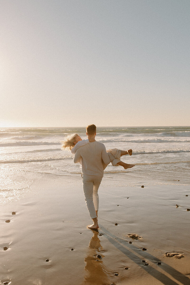 abby-pat-engagement-session-taylorraephotofilm-21