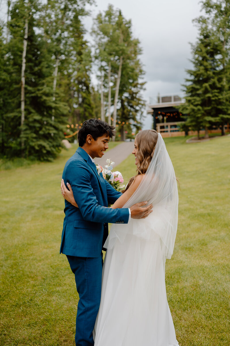 Calgary Wedding Photographer