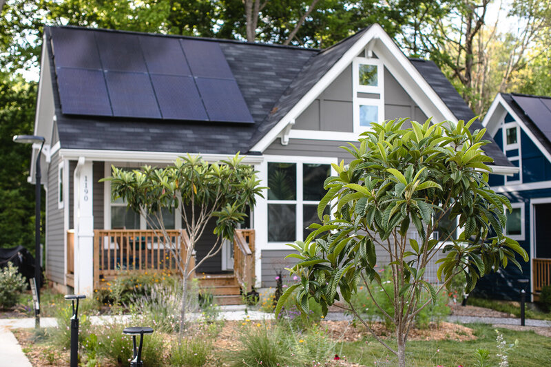 LOW-RES-MicroLife-Cottages-Atlanta-Shades-of-Green-Erik-Meadows-Photography-47