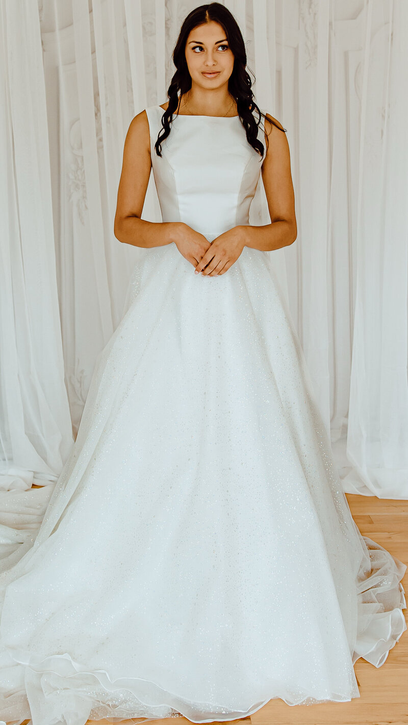 Libby Front Full 