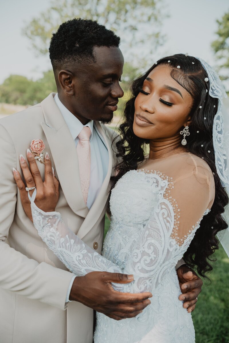 african-black-bride-and-groom