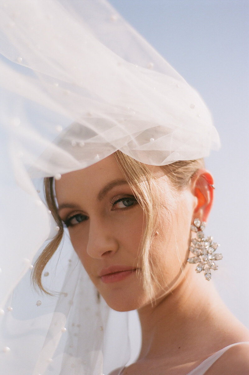 kristinabastien-valeriesam-chateaustagnes-coeurboheme-luxurywedding-024051680026_websize