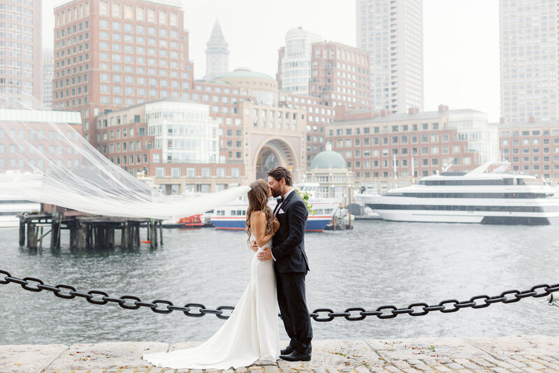 jackie and travis state room boston wedding-16