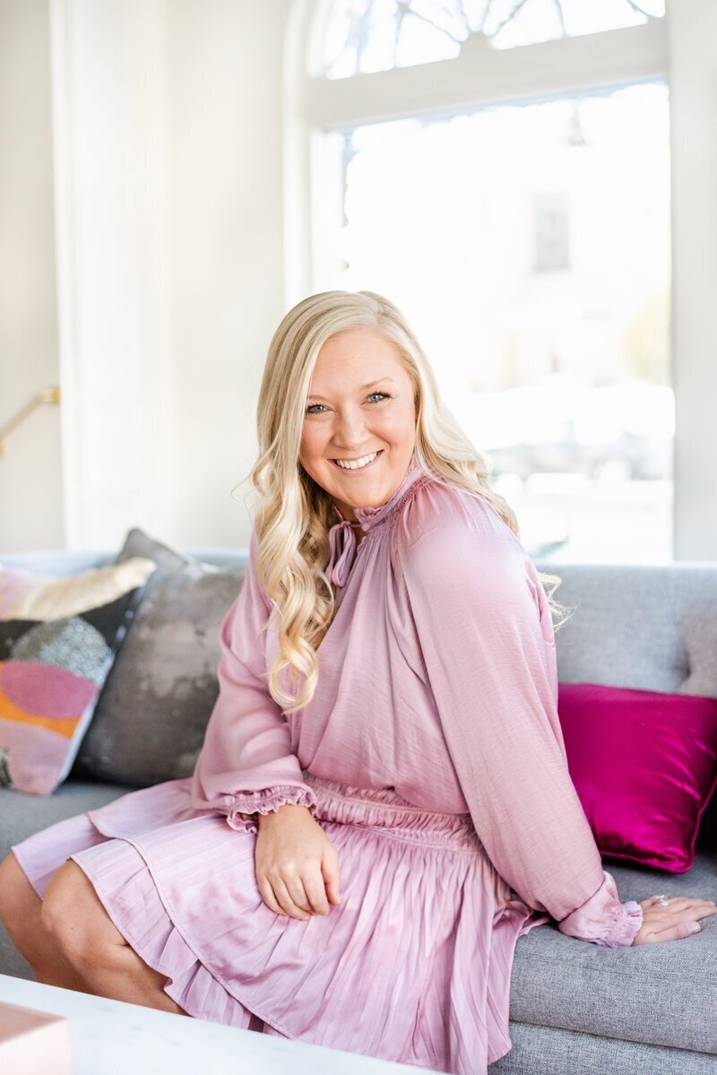 Headshot of photographer minneapolis Kacey Wyrick