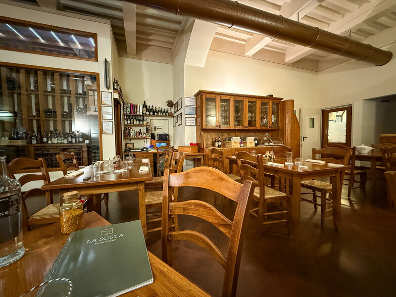 Dining room at Ristorante La Sosta in Pisa, Italy.