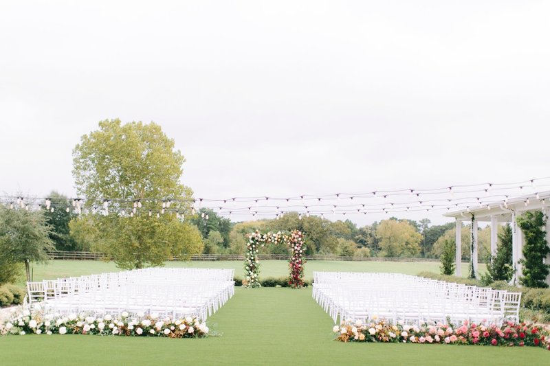 Houston-Wedding-Photographer-Mustard-Seed-Photography-The Farmhouse-Wedding-Allison-and-Robert_0017