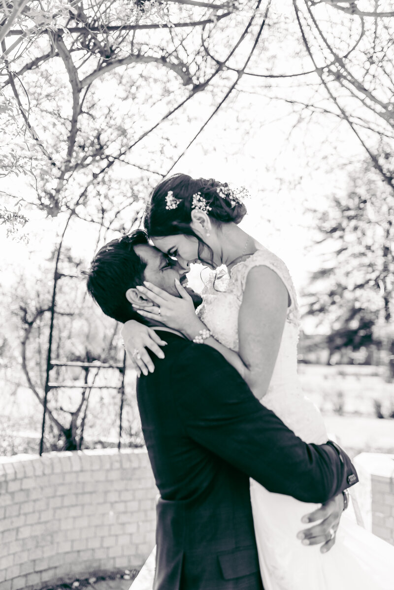 Wedding couple in austin texas