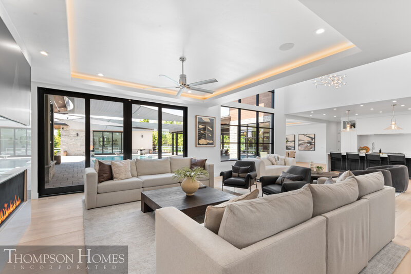 Thompson-Homes-Stillwater-Modern-Prairie-Eagle-Idaho-Custom-Home-Builder-31