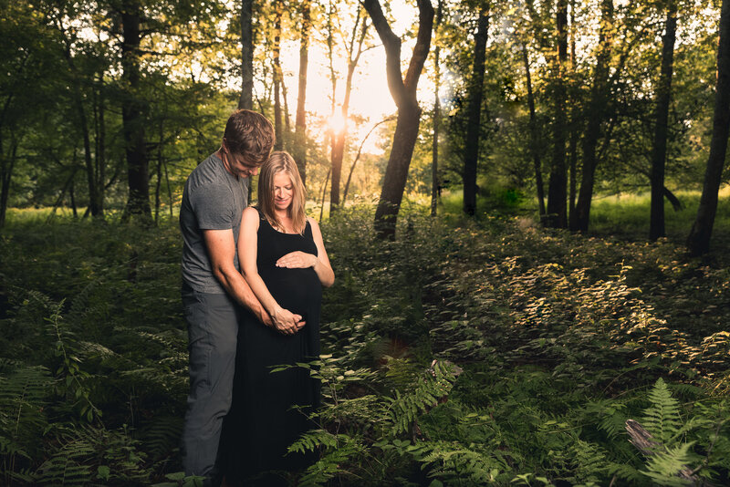 boston maternity photo in woods