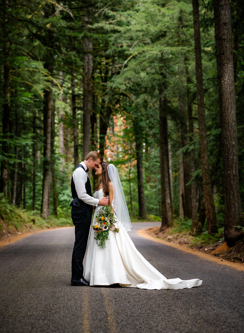 Small wedding photographer