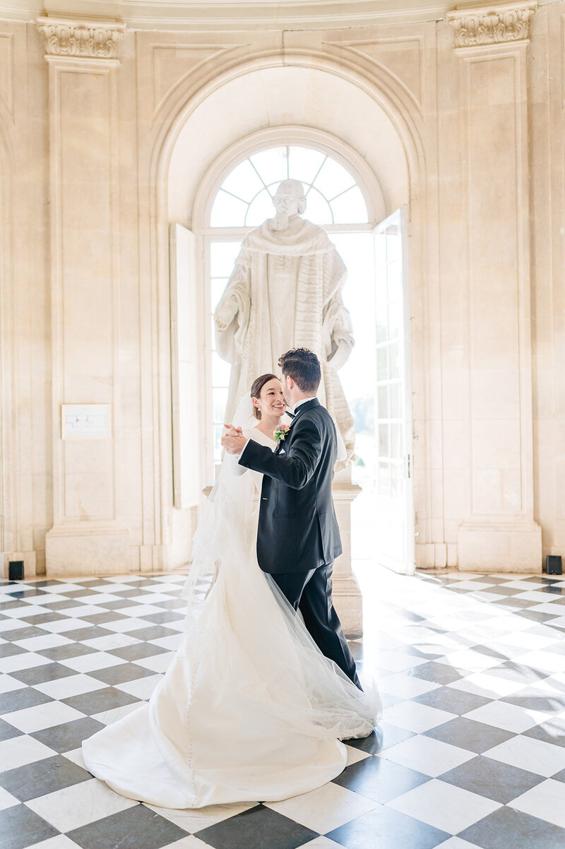 Morgane Ball photographer Wedding Chateau de Champlatreux Paris France  reception
