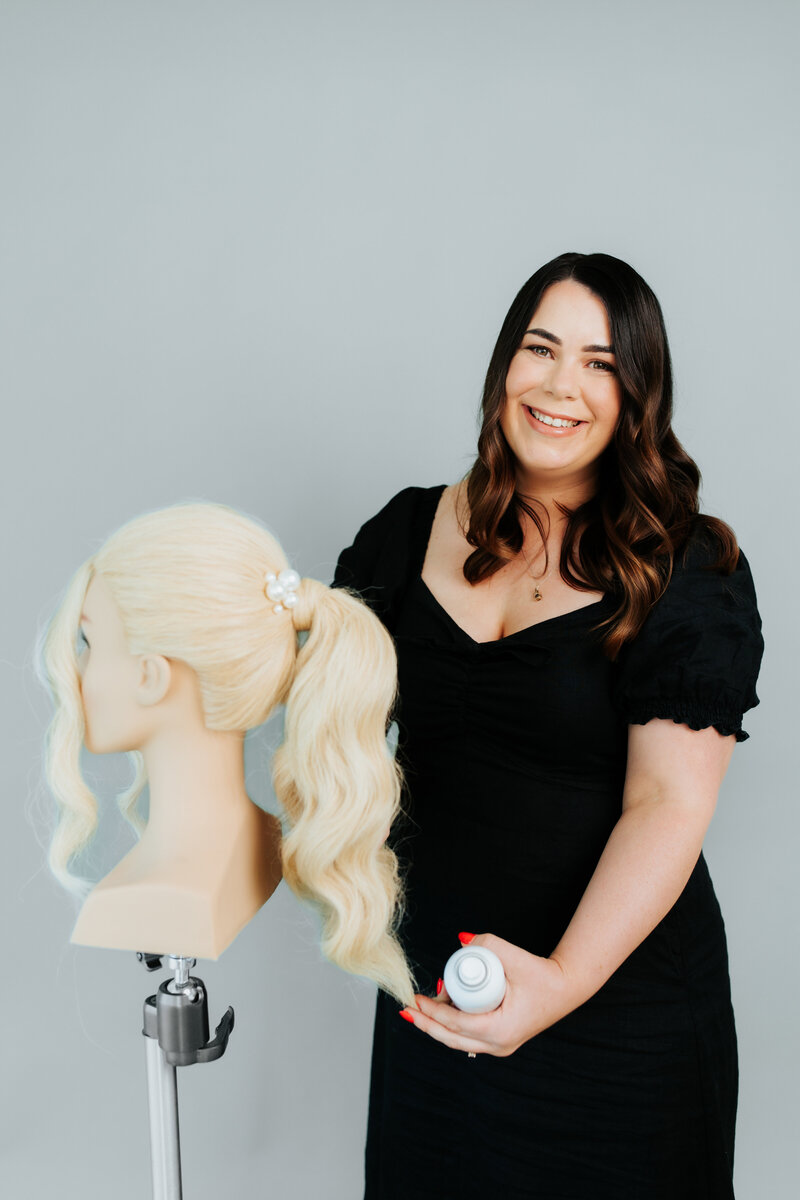The Bridal Hair Masterclasses I offer are taught in a low-stress environment with a focus on creating a conversation around techniques, tools, your online presence, photography, editing, haircare and more.