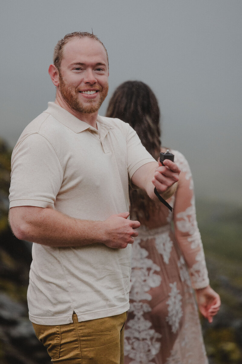 Alaska-Hatcher-Pass-Waterfall-Engagement-T&E_6