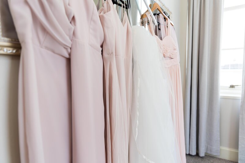 simply mo photography detail shot, luxury wedding photography, downtown dallas post office downtown dallas courthouse