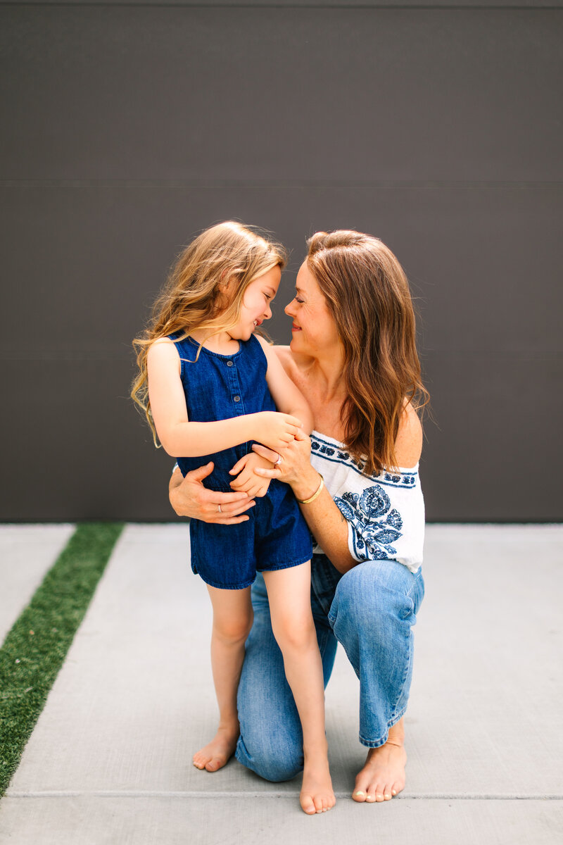 Family photo session with dog in Idlyllwild, CA