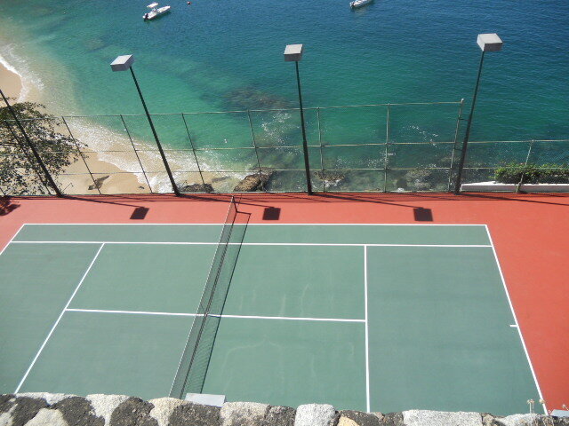 Tennis Court La Jolla de Mismaloya