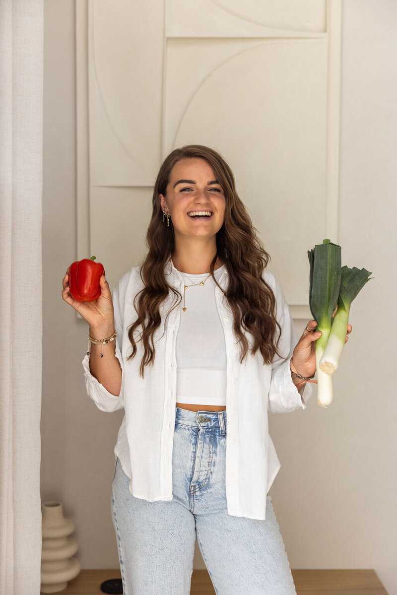 Herstel van het darmslijmvlies, optimale darmgezondheid en hormonale balans. Dit traject is geschikt voor jou als het nu écht tijd vindt om een einde te maken aan jouw darmklachten en voor optimale darmgezondheid wilt gaan. Je maakt een einde aan het feit dat jouw darmklachten je dagelijks welzijn beïnvloeden.