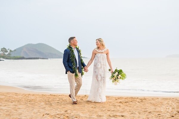 Beautiful Maui beach wedding venue Po'olenalena Beach