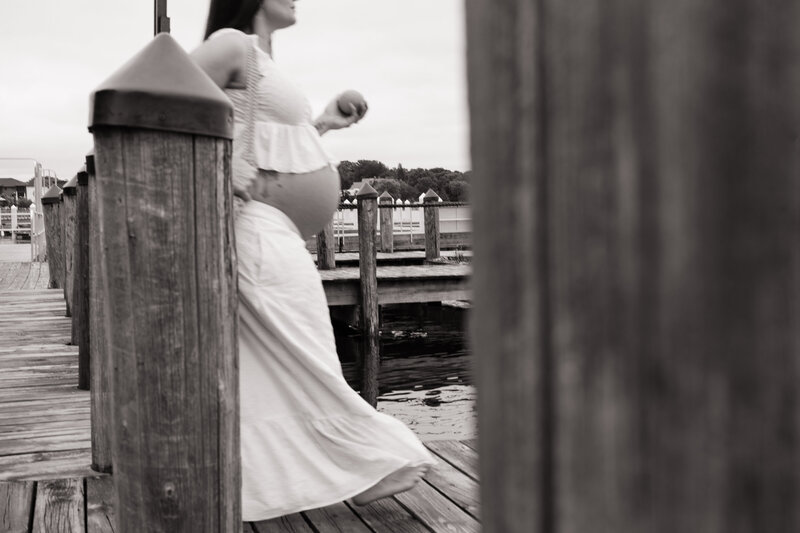 MN Maternity Photographer Beyond the Pines A4090