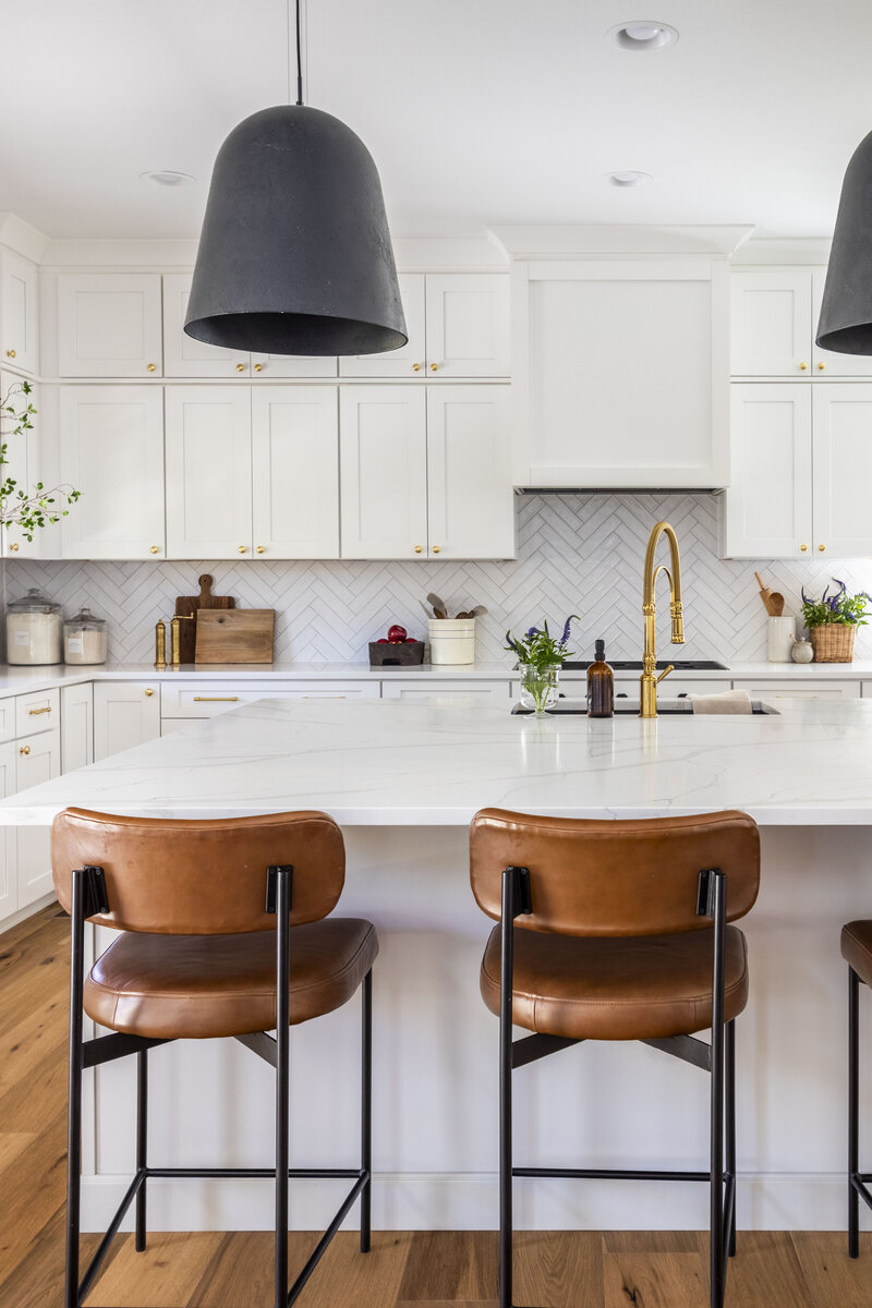 Kitchen by Kimberly Morris Interiors