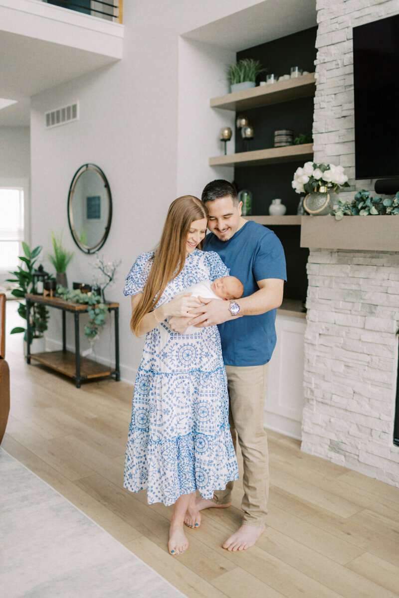 Home Newborn Sessions Near Cleveland Ohio