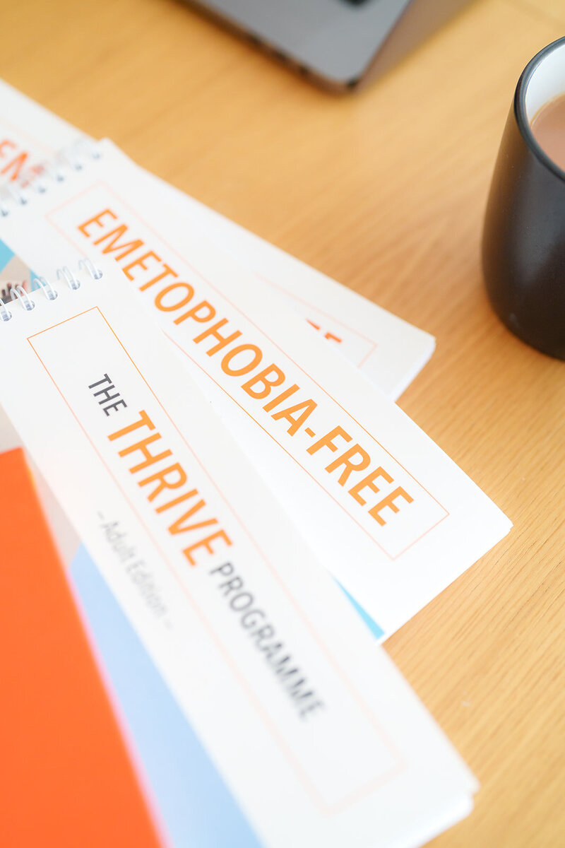 Alice Manuel - Thrive, Anxiety and Emetophobia Free manuals 