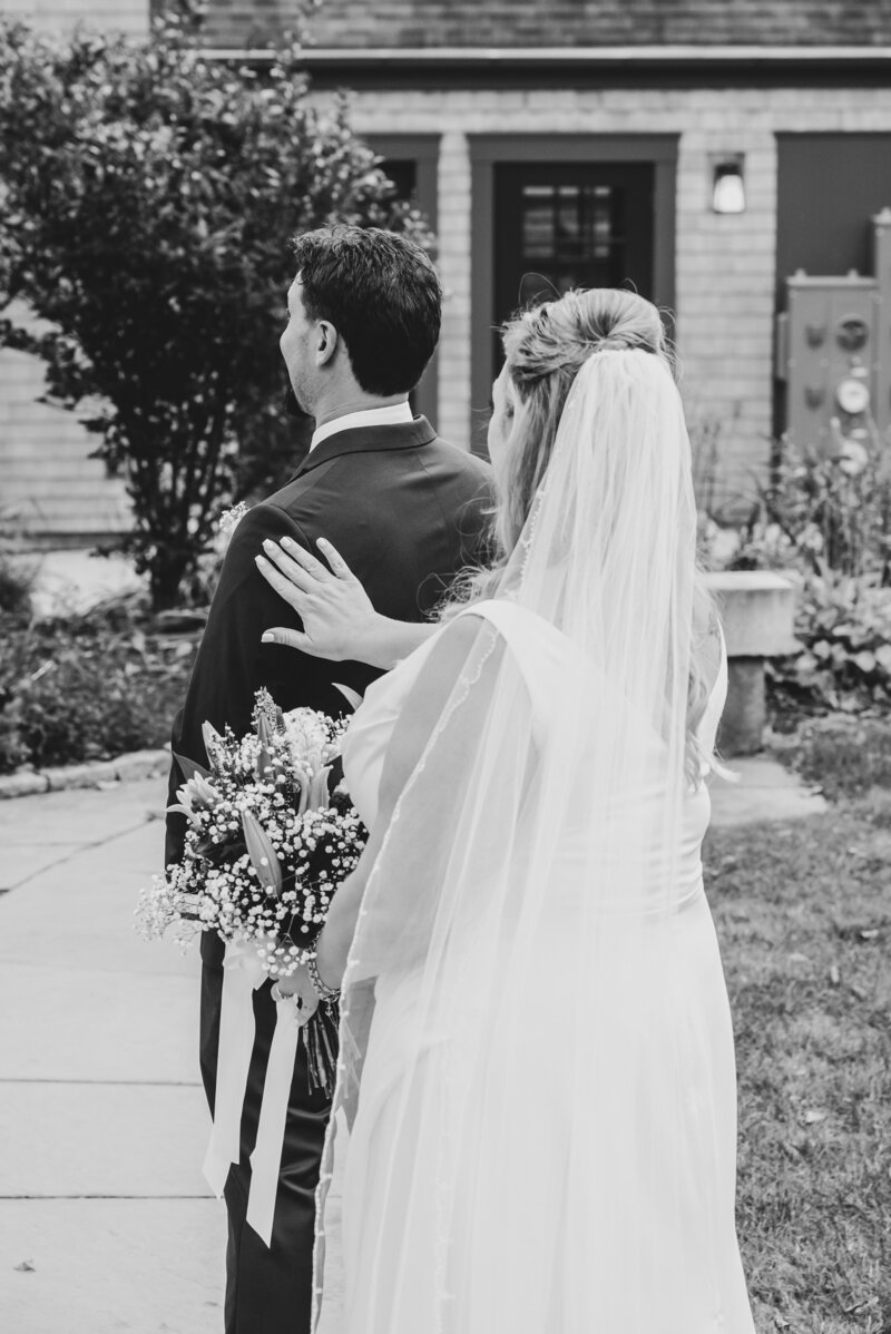 Kathleen-Jim_WeddingPreviews_03