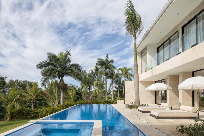 NovaLux-Casa-de-Campo-Vlla-6-Modern-Tropical-Estate-2025-04-21-18-46-51(3)