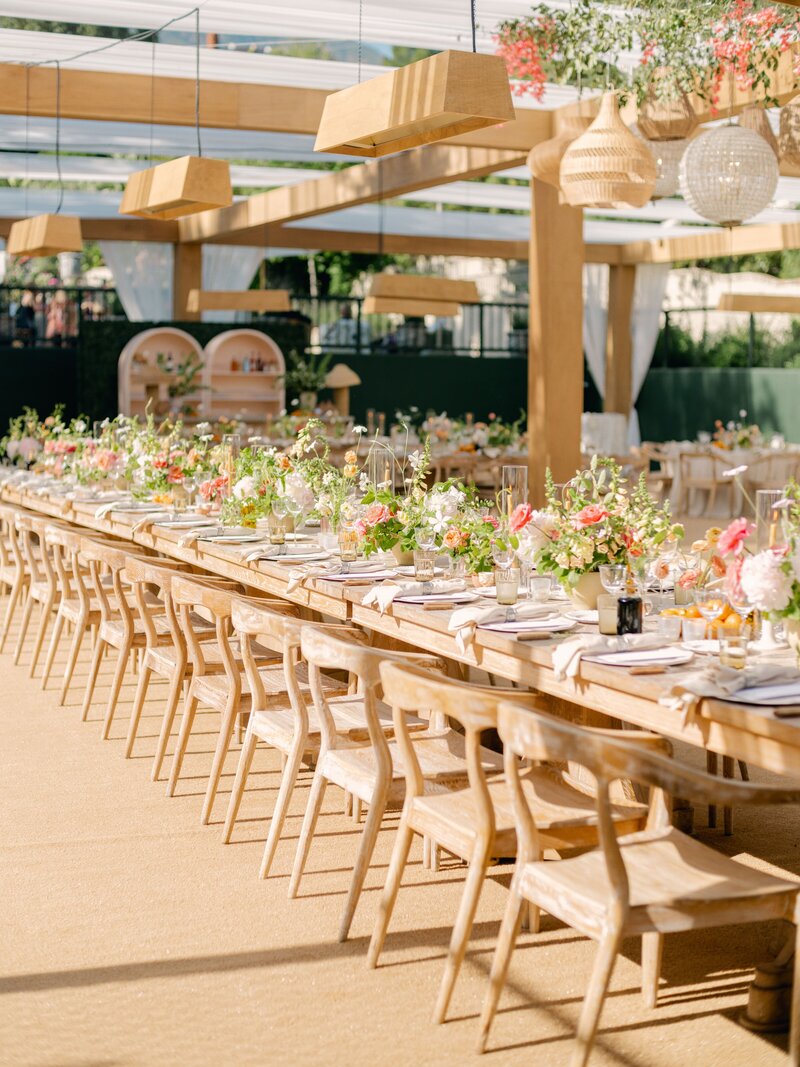 Stunning outdoor wedding reception table