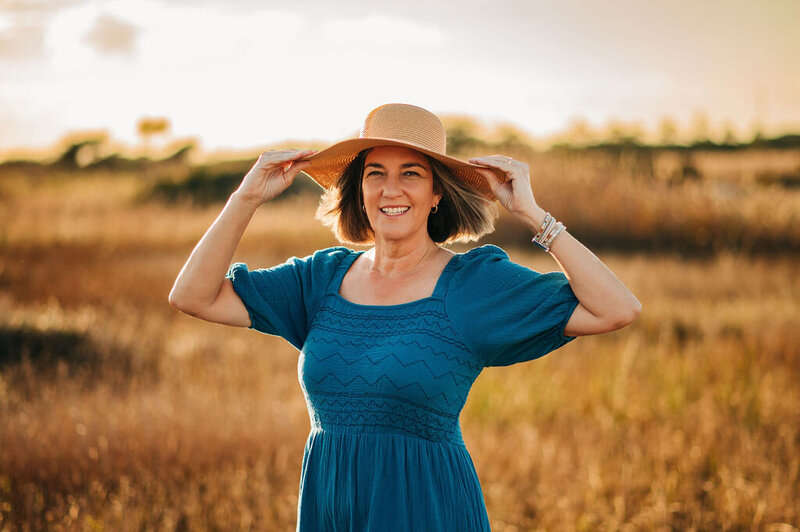 Pensacola Family Photographer, Jennifer Beal, offers fun and relaxed photo sessions to families from Perdido Key to Navarre Beach.