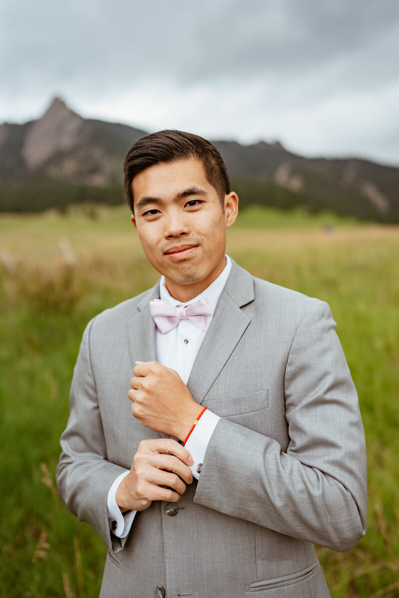 Kevin-Seara-Sunrise-Amphitheater-Elopement-Boulder-08309