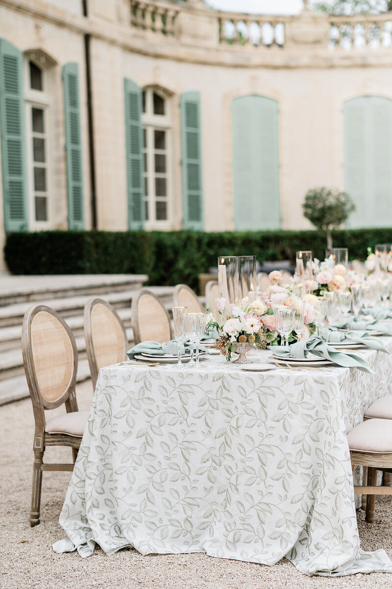 Destination France: Our editorial wedding photography services extend to France, capturing the essence of your wedding amidst the charm and beauty of this romantic country.