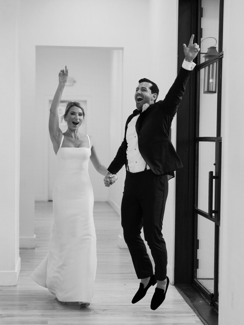 1172_Danielle + Joe Wedding_Paige Vaughn Photo