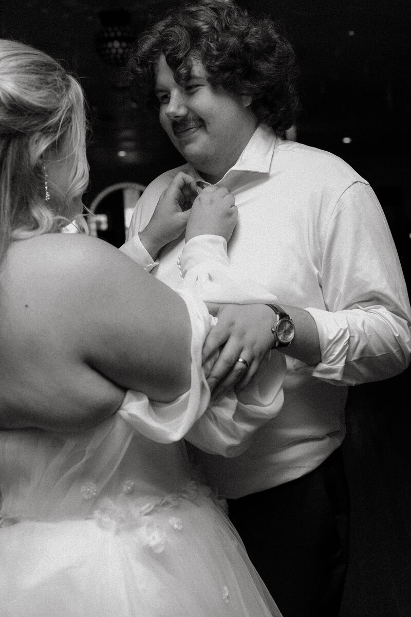 wedding-reception-candids-dance-floor-mo00082