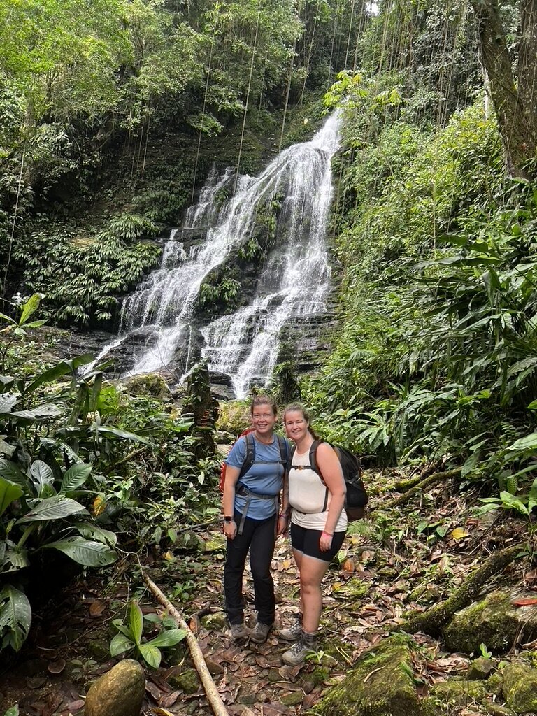 EEE85DA2-D0A8-41A9-A43B-126F6A757741_1_105_c