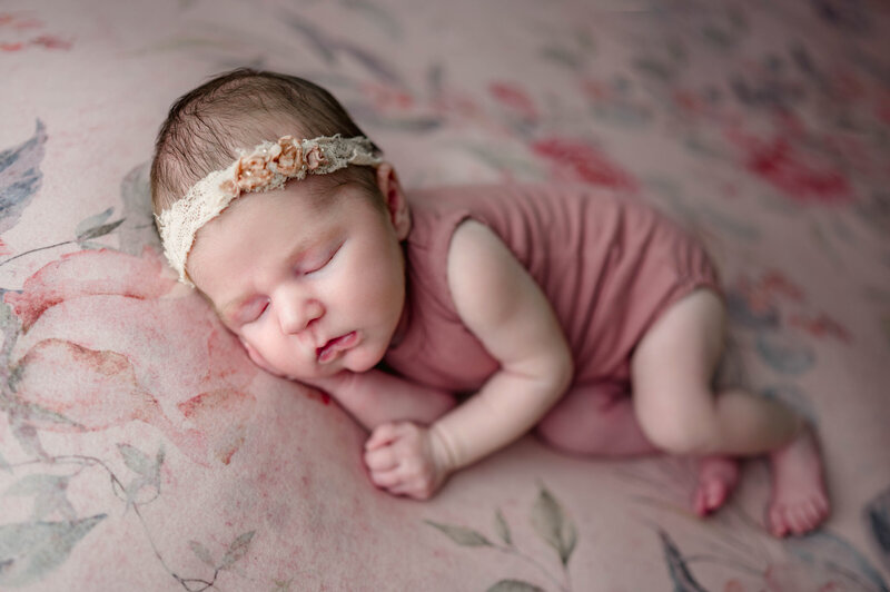 ky-newborn-photographer-baby-girl