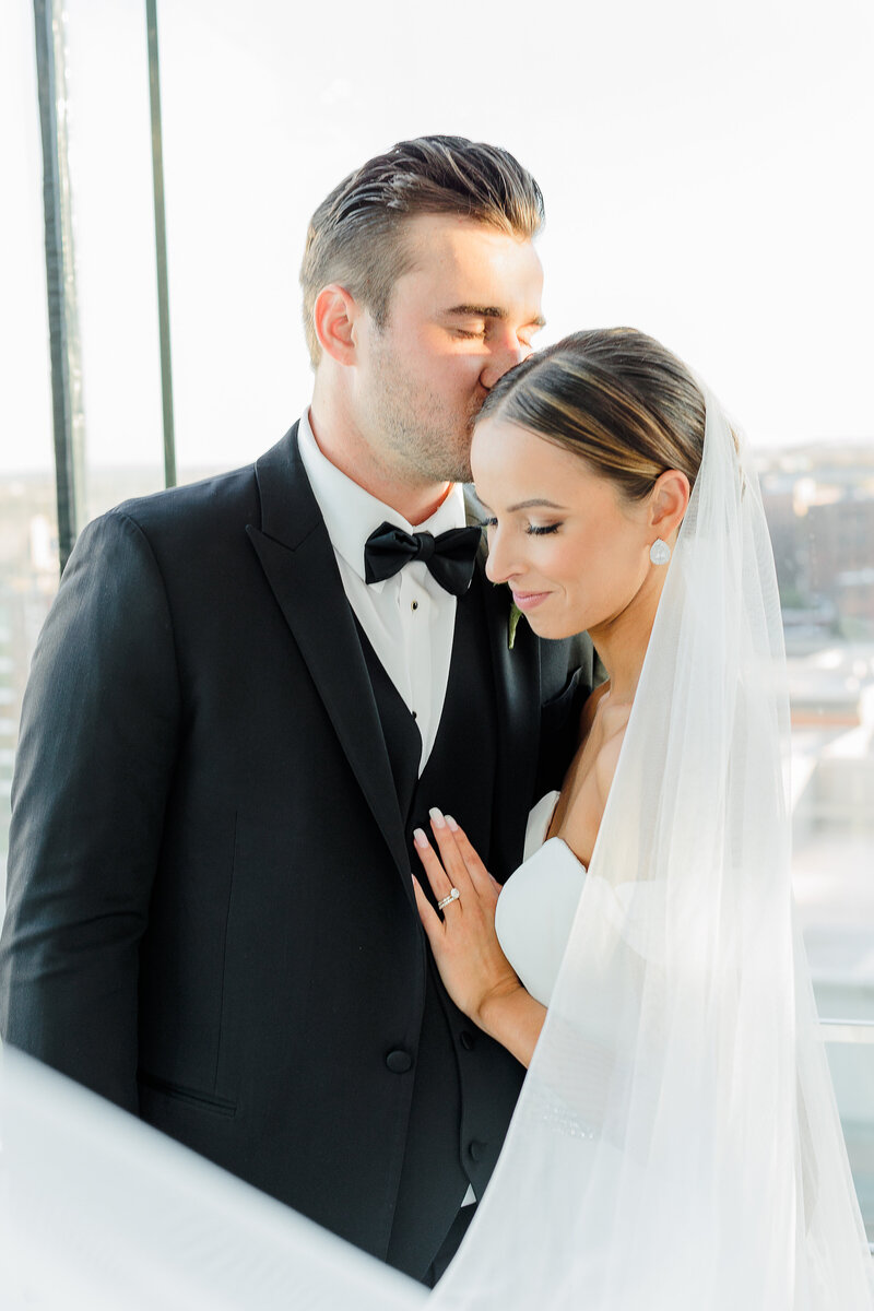 Wedding at the Four Season St. Louis Missouri