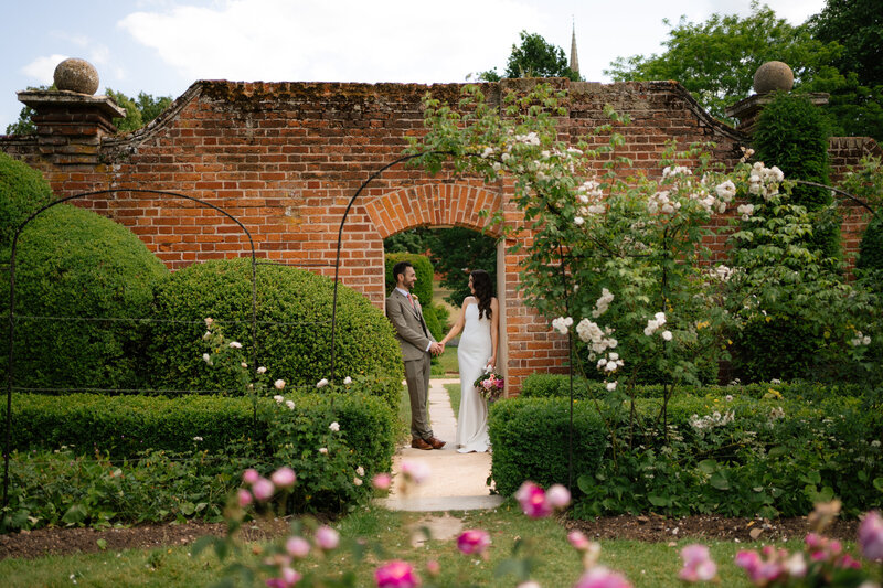 alex-and-ross-wedding_saffron-waldon_elee-smith-photo-422