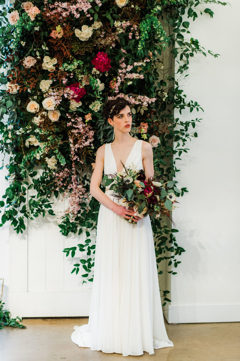 bride holding bouquet of flowers