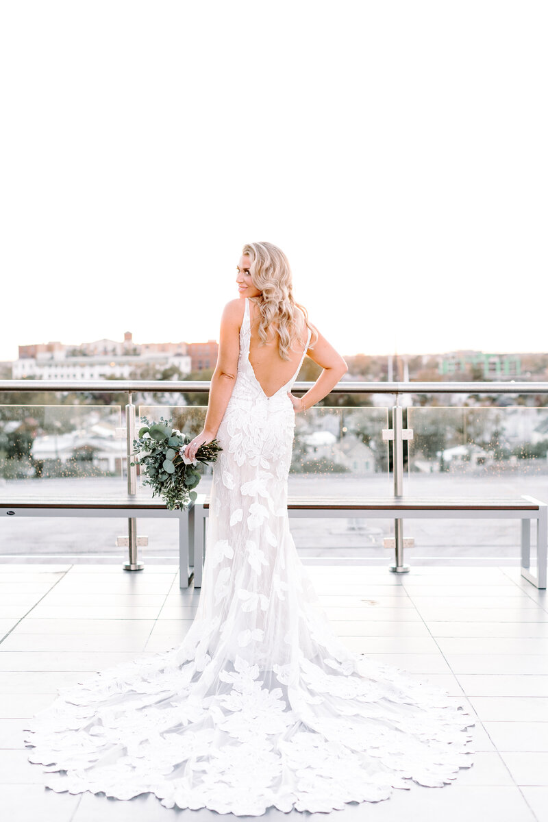 cedar room bridal portraits