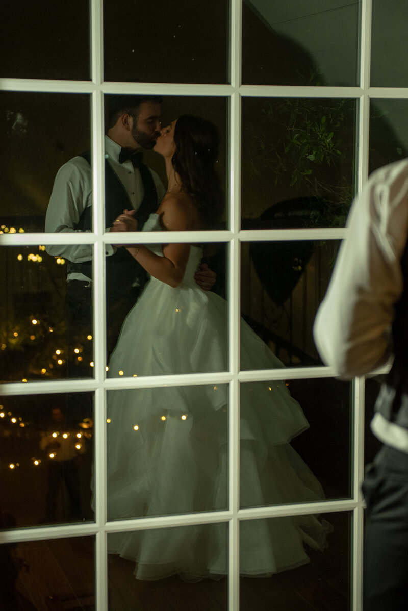 Majestic view of the Grand Canyon with dramatic cliffs and vibrant layers of rock illuminated by sunlight, offering breathtaking inspiration for couples planning a destination wedding. A stunning natural backdrop ideal for timeless and adventurous wedding photography