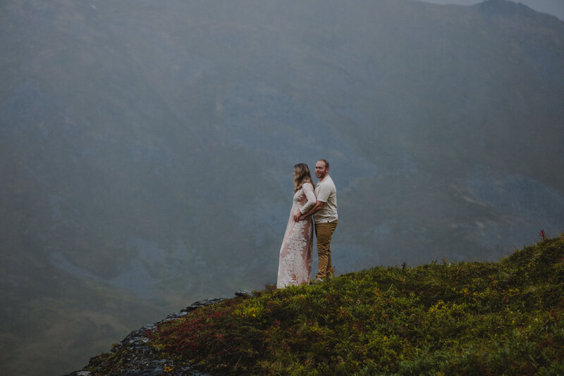 Alaska-Hatcher-Pass-Waterfall-Engagement-T&E_1