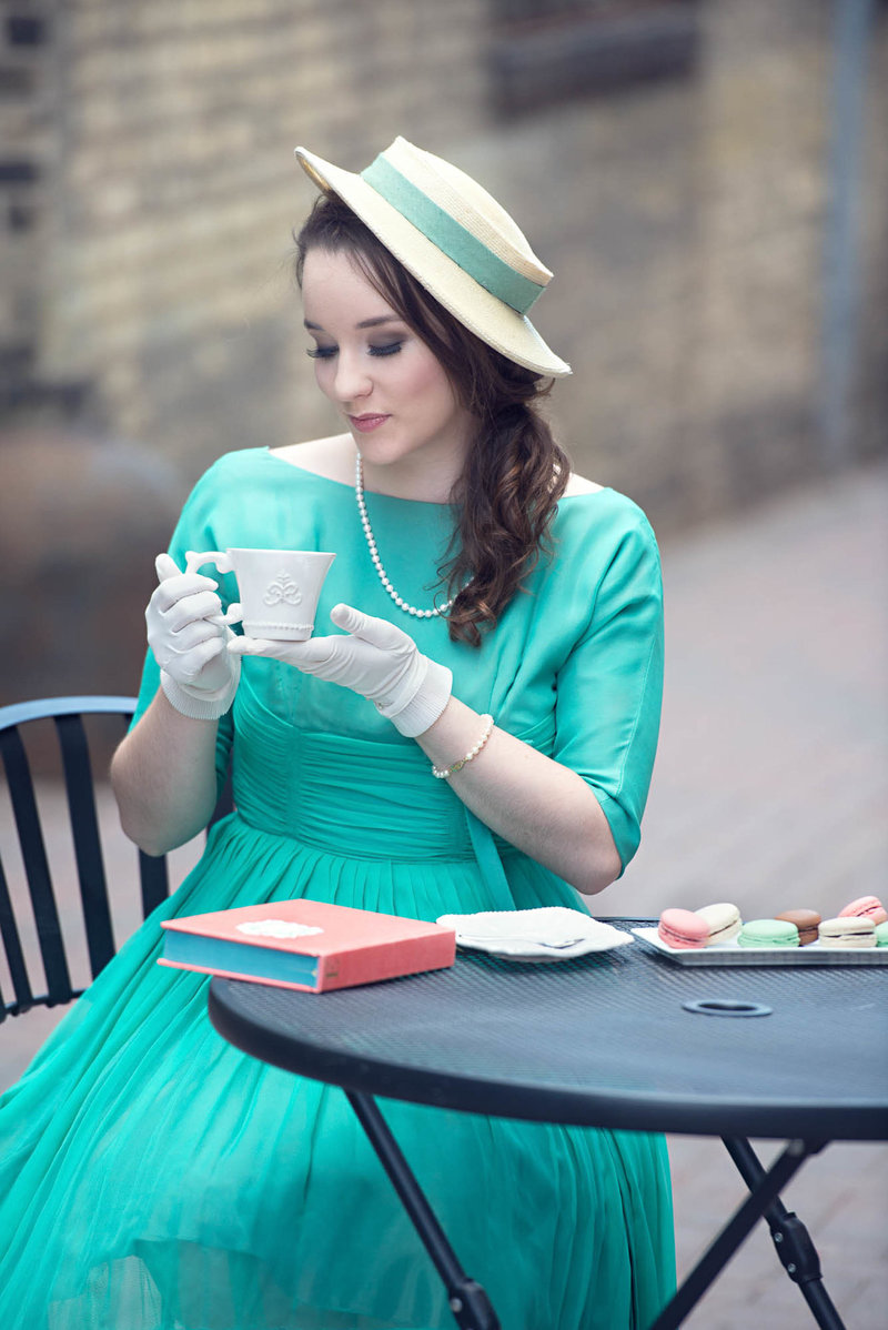 French inspired senior pictures with tea minnetonka photographer