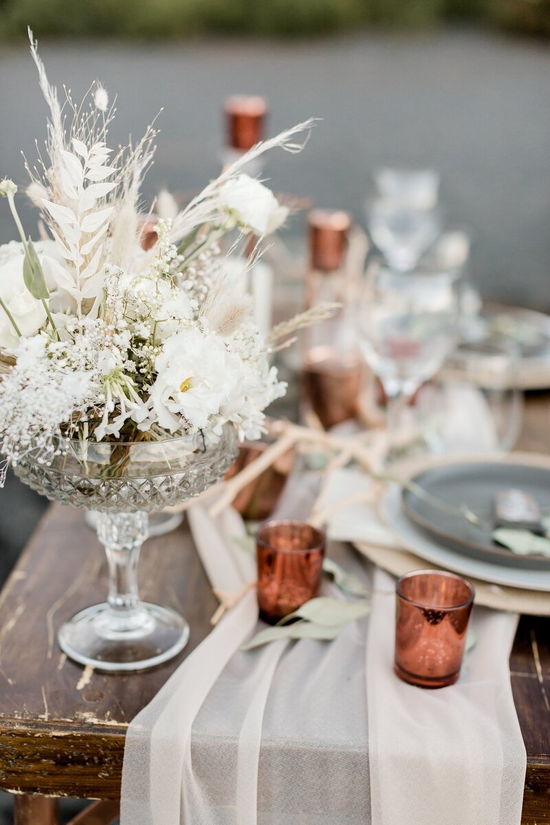 black-sand-beach-hawaii-alexandra-robyn-destination-elegant-elopement-photo-inspiration_0029