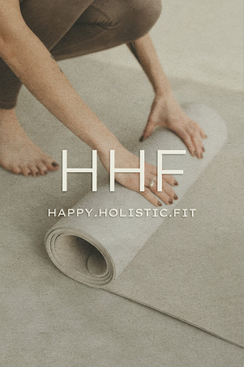 modern and organic brand design for a pilates coach, yoga studio, wellness professional (3)