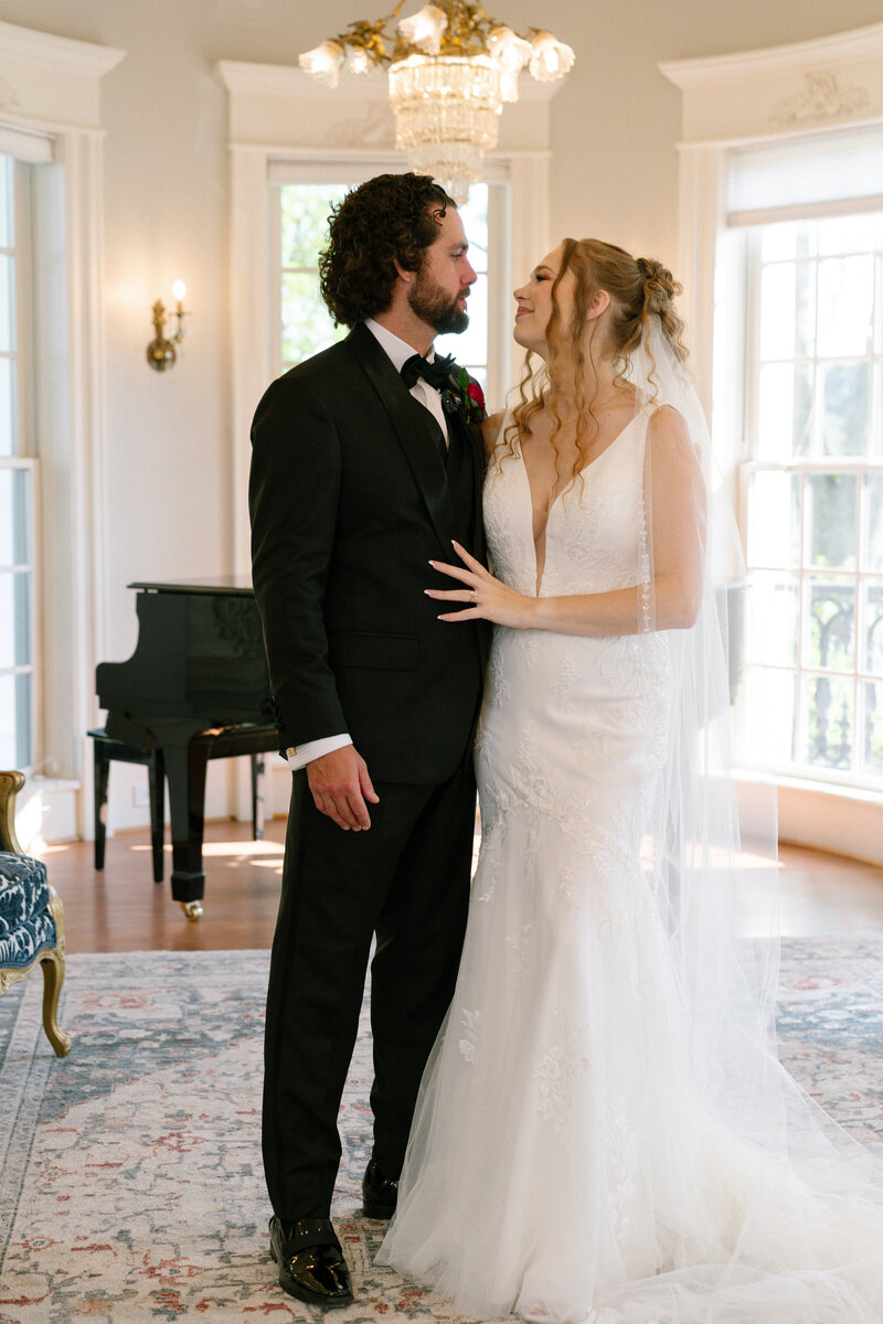 C&J_WED-284