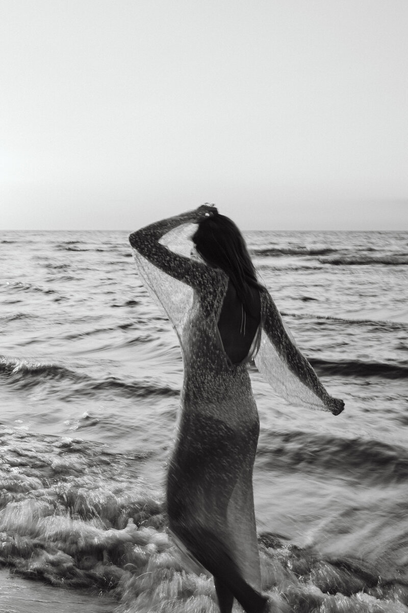 kaboompics_rays-at-the-beach-a-sparkling-moment-32953